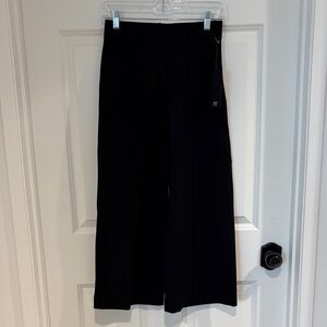 Jones New York Black High-Rise Crop Pants